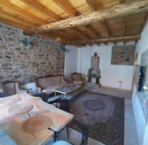 Tarihi Restore Edilmis Evi Ayvalı